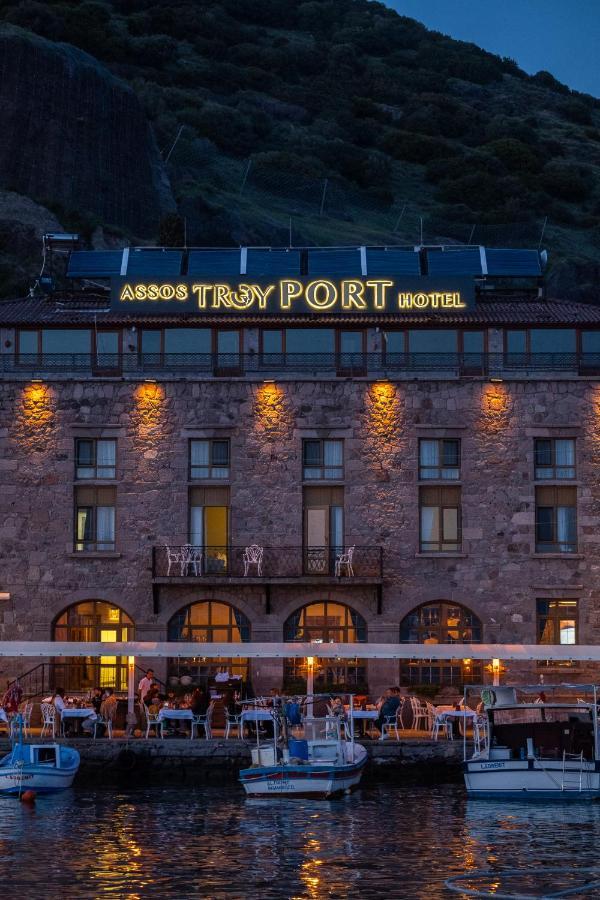 Assos Troy Port Hotel Exterior foto